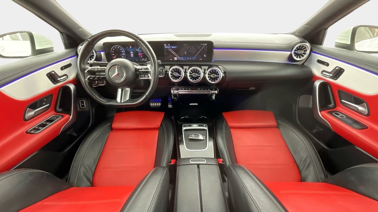 Mercedes Benz A200 STANDARD | Guaranteed Warranty | 0 Down Payment