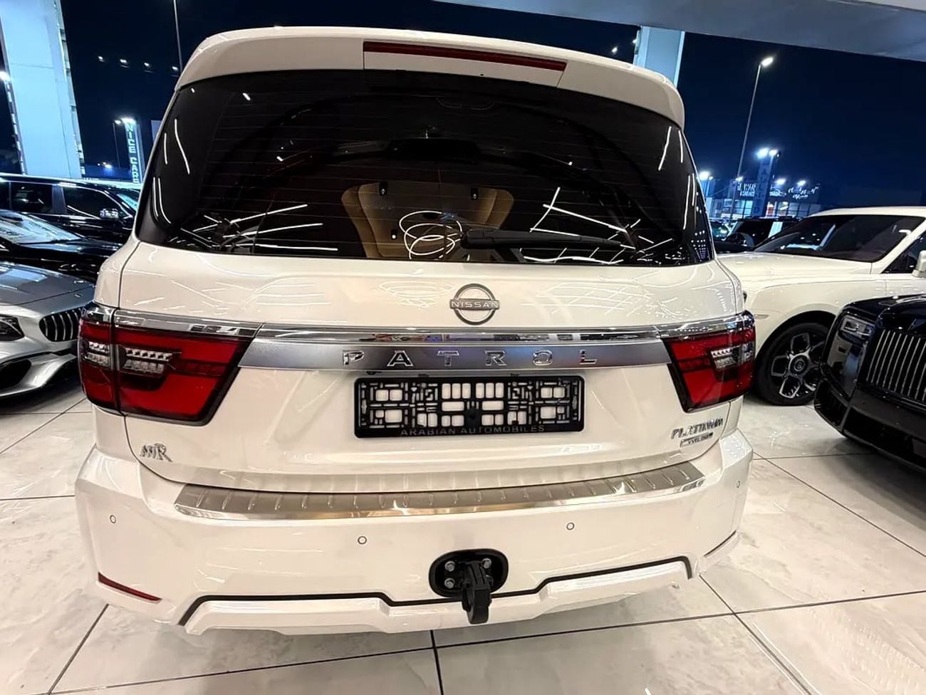 نيسان باترول LE بلاتينيوم سيتي PLATINUM LE-V8 – MODEL