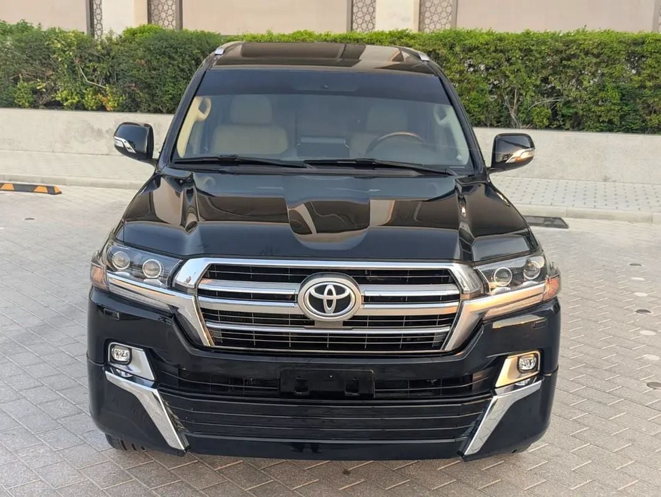 Toyota Land Cruiser GXR GCC Specs Diesel V8 4.5L Top Full Option Excellent Condition