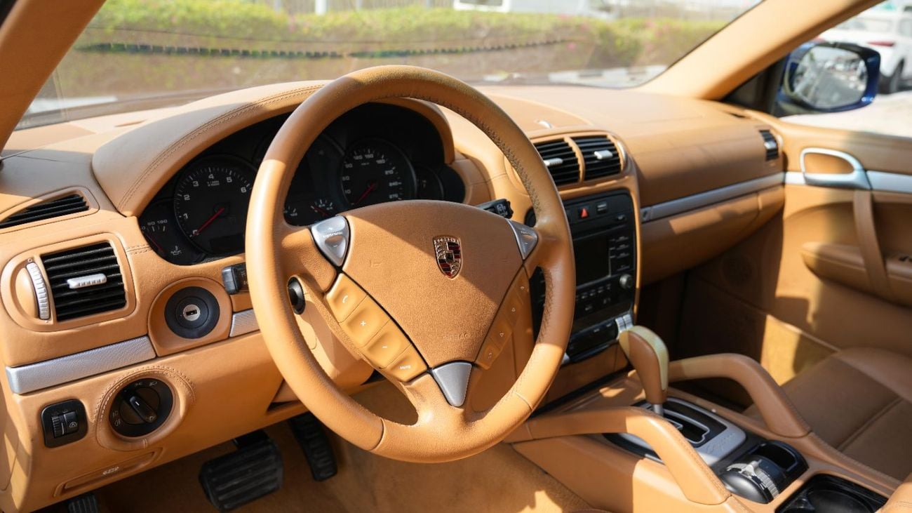 Porsche Cayenne STANDARD