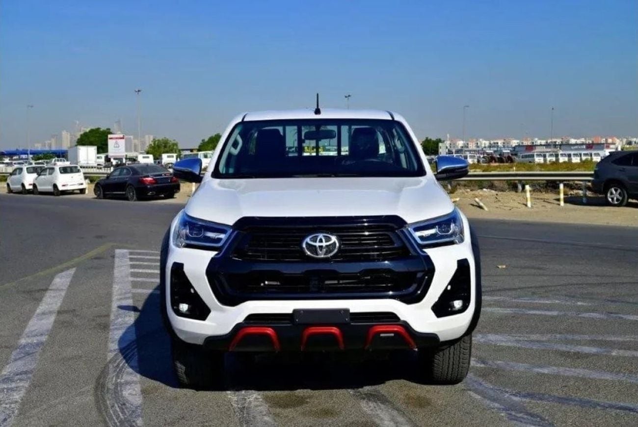تويوتا هيلوكس TRD 4.0L PETROL