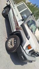 Toyota Land Cruiser 70 LC76 LX TOYOTA LAND CRUISER DC 2.8L AT FULL OPTION