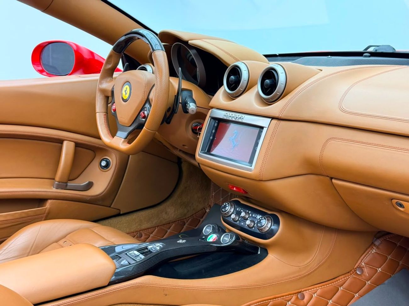 Ferrari California STANDARD 2011 Ferrari California Convertible, Full Service History, Fully Loaded, Excellent Condition, GCC