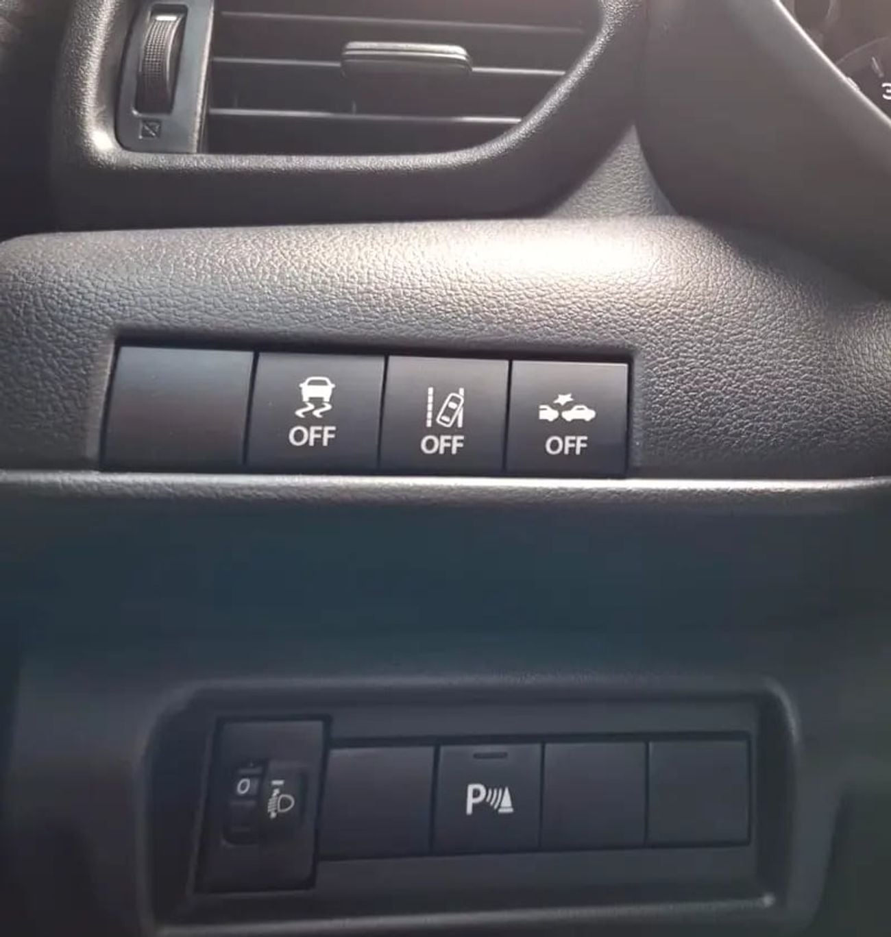 Suzuki Swift GLX GCC Specs (Al Rostmani)