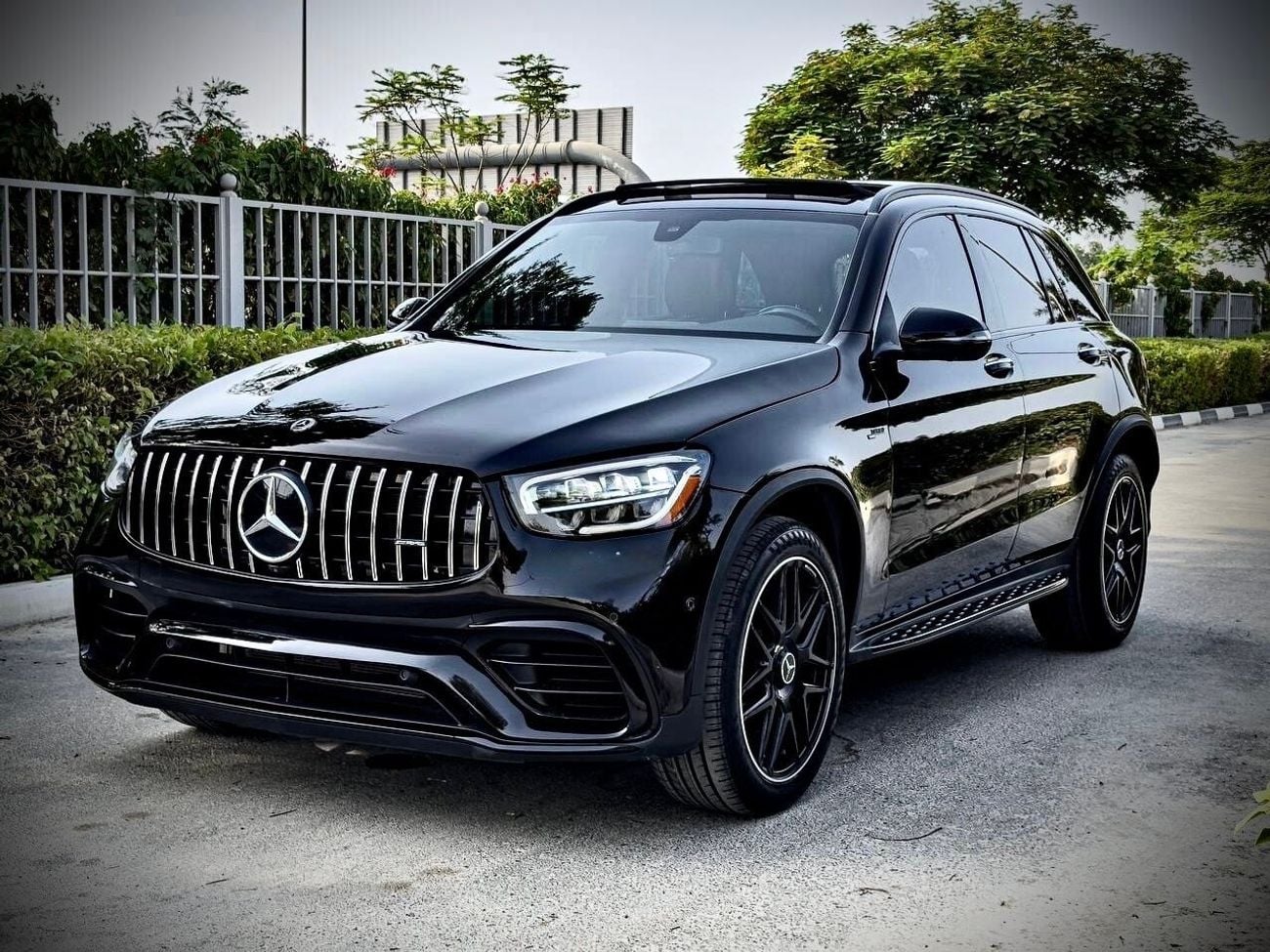 Mercedes Benz GLC 300 E 4MATIC PREMIUM