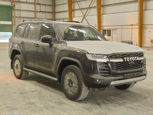 Toyota Land Cruiser 2026 Toyota Land Cruiser LC300 GR-Sport HEV (Full-Option with Radar) 3.5L V6 Twin Turbo Hybrid Expor