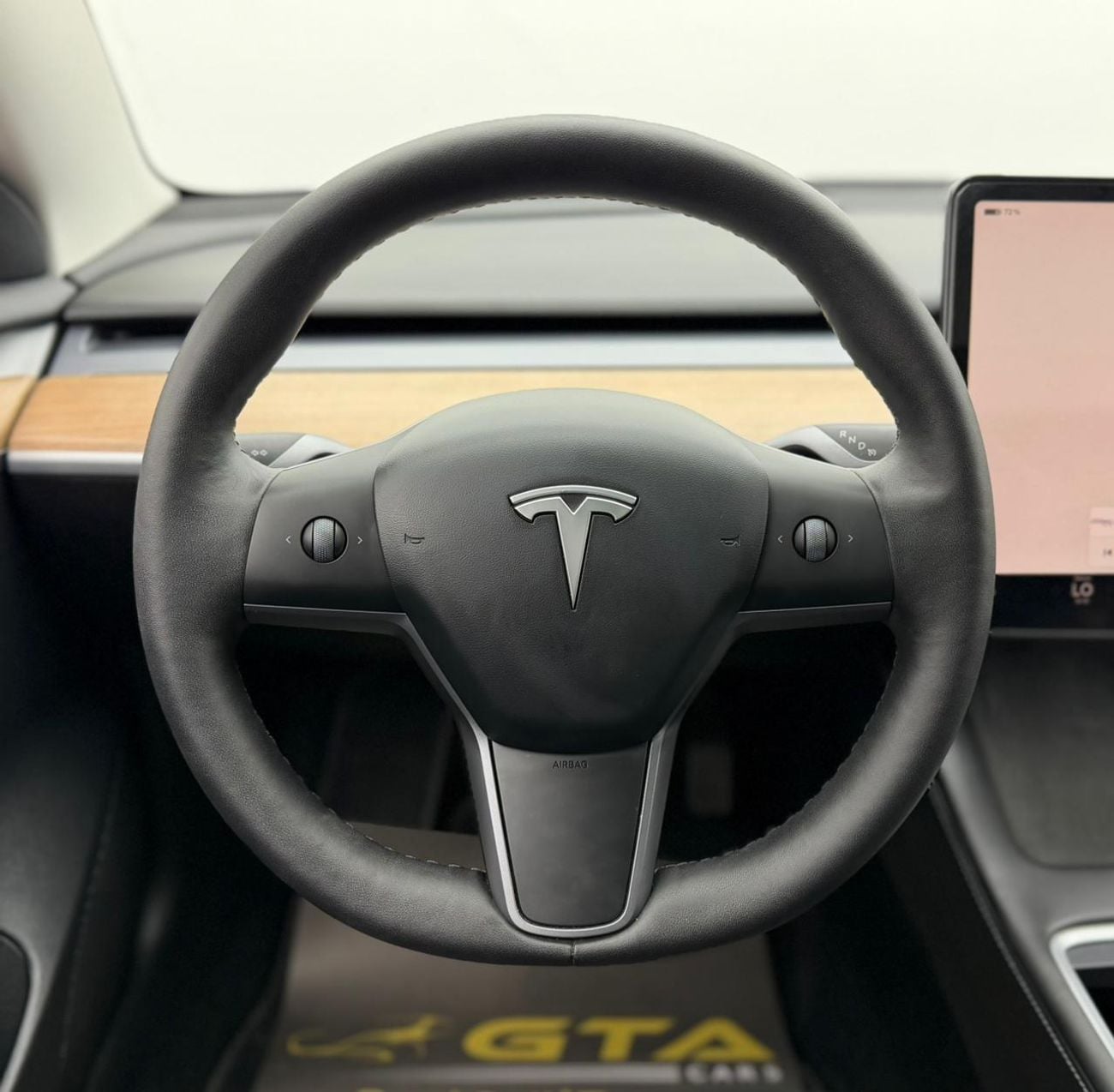 Tesla Model 3 LONG RANGE