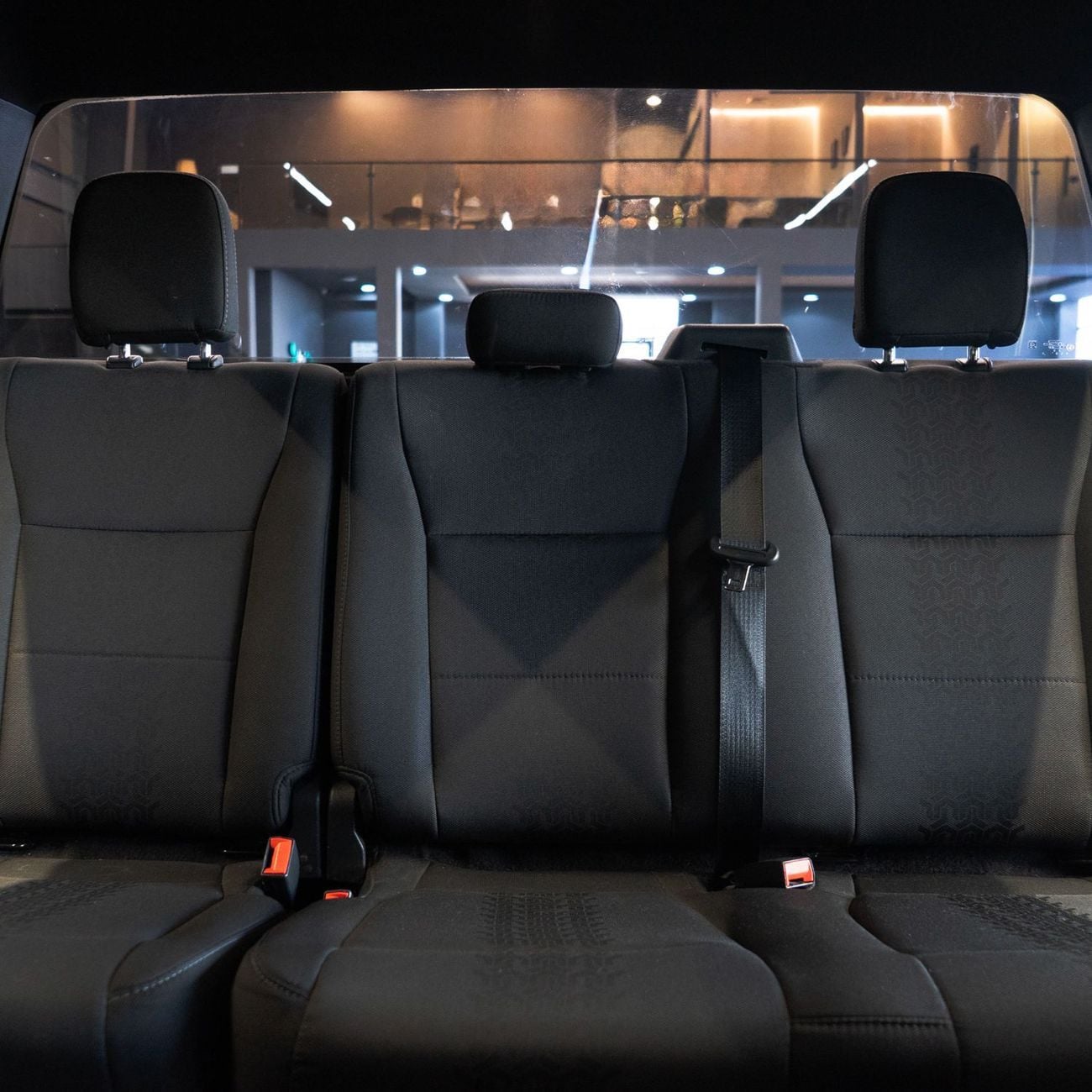 Ford F-150 XLT AED 1,724 P.M • 0% Downpayment • Ford F-150 V8 • 1 Year Warranty