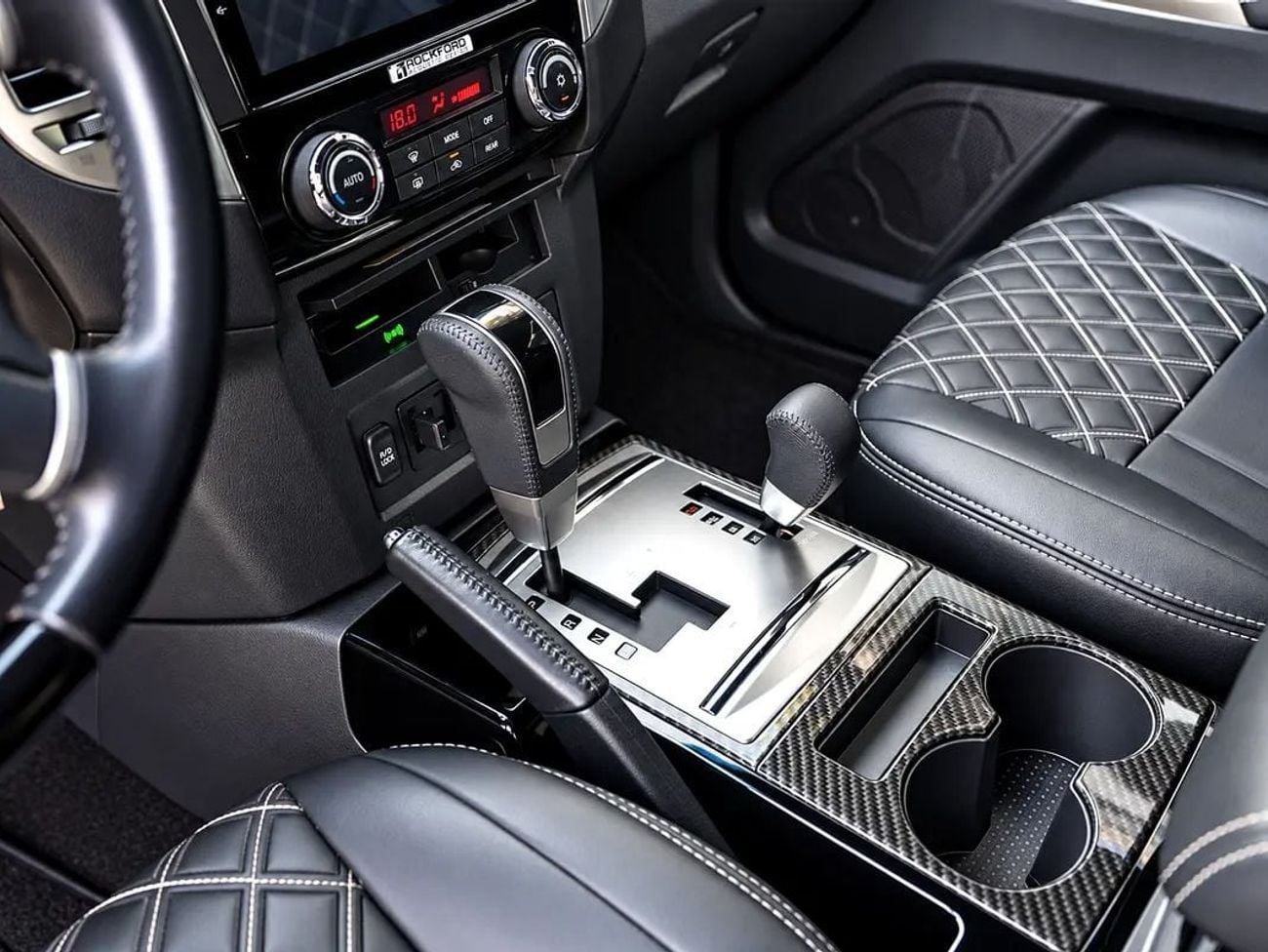 Mitsubishi Pajero GLS H/L SIGNATURE EDI