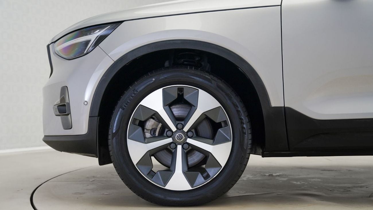 Volvo XC40 B4 Ultimate Dark