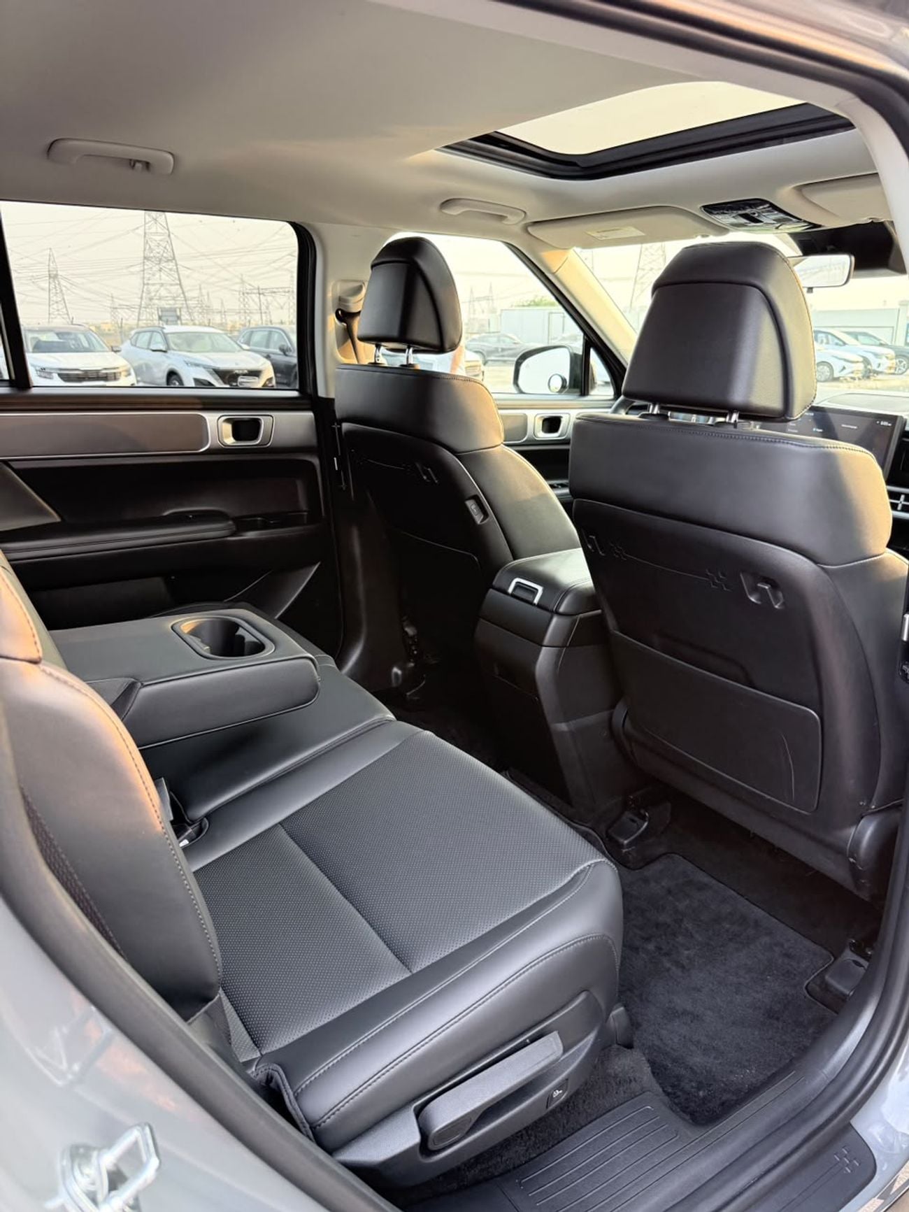 Hyundai Santa Fe SMART PLUS XRT 2.5L Full option sunroof