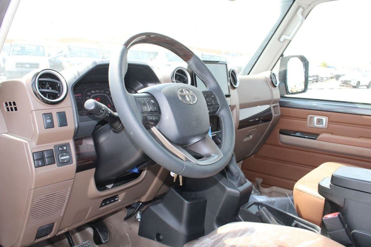Toyota Land Cruiser 70 LC79 LX
