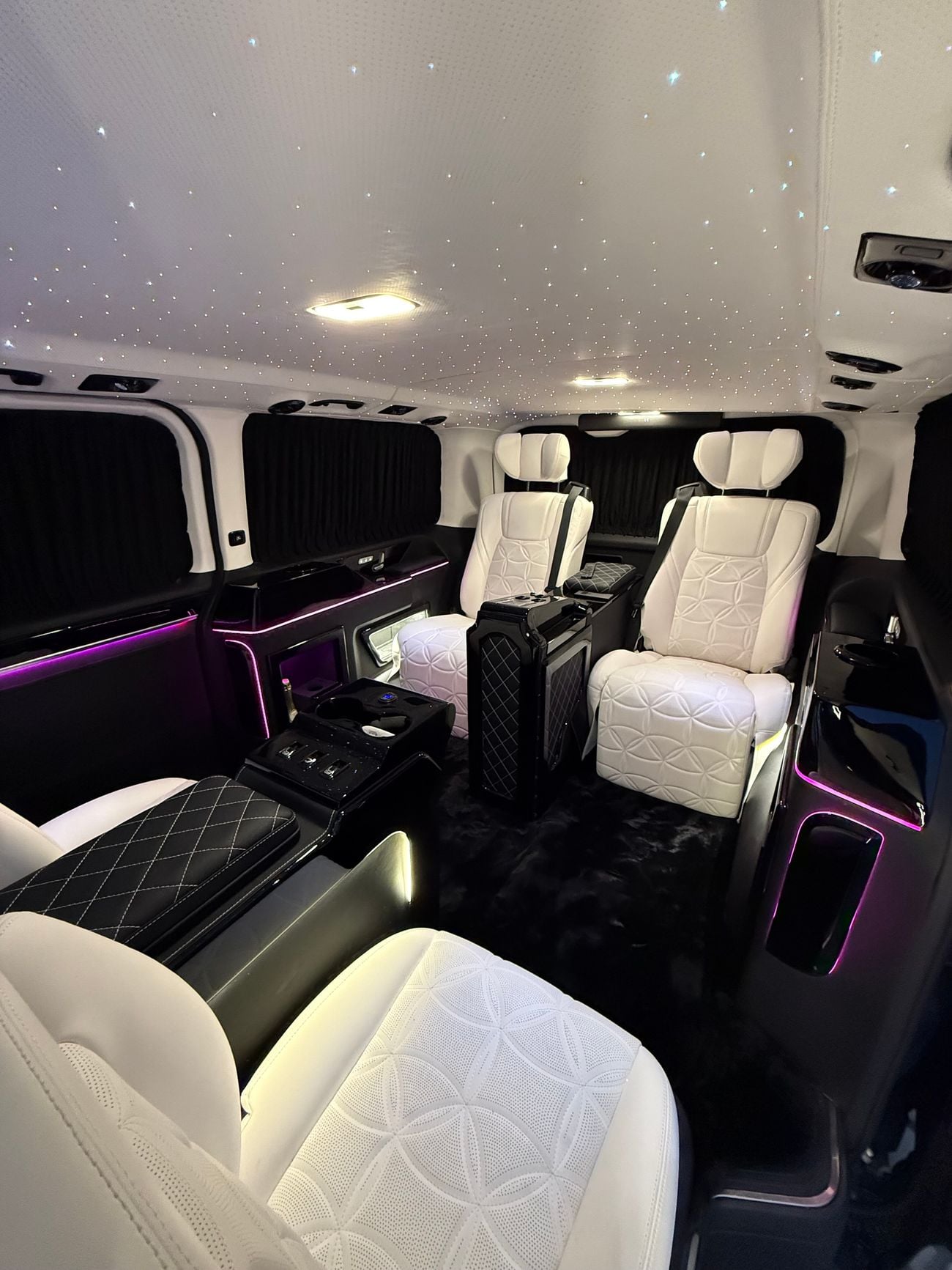 Toyota Granvia 3.5