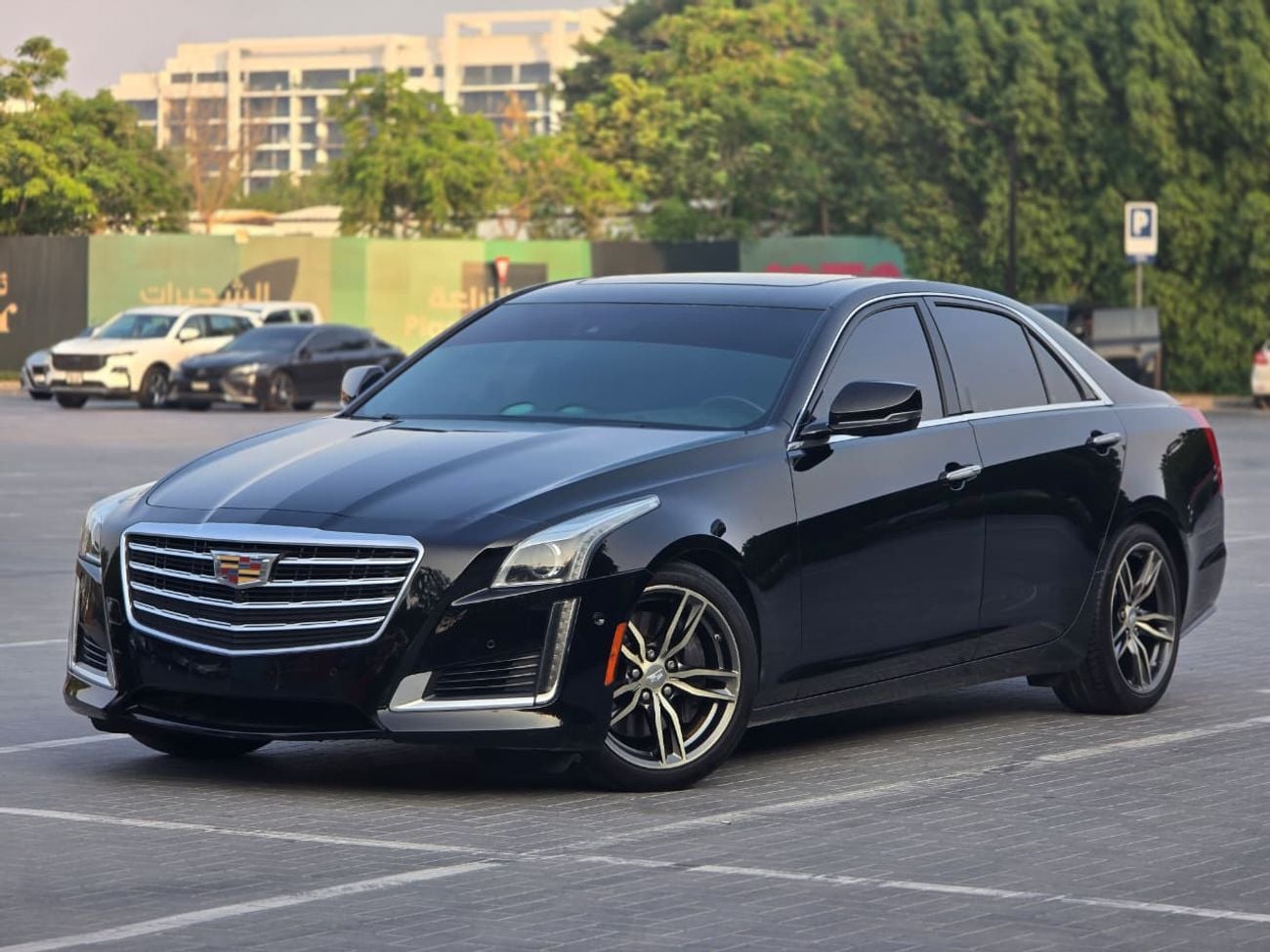 كاديلاك CTS PREMIUM LUXURY كاديلاك CT5 موديل 2019، مواصفات خليجية فاخرة // حالة ممتازة // مالك واحد