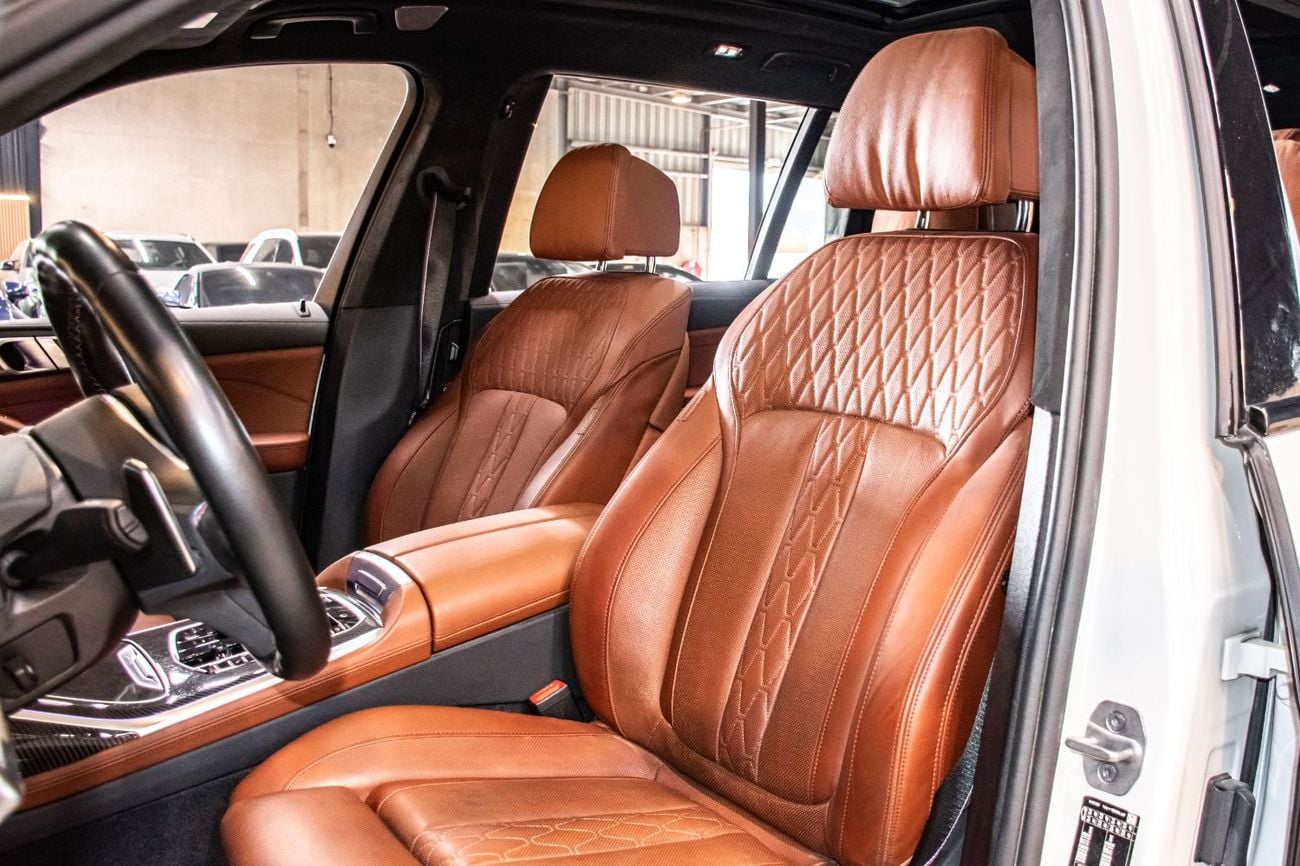 BMW X7 M60i XDRIVE