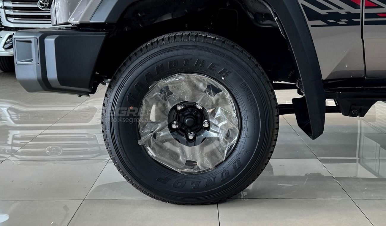 Toyota Land Cruiser 70 Hardtop LC71 . 4.0L . Petrol . 4WD . 5-Speed Manual . 7 Seats . 3 Doors | 2026 Model | For Export