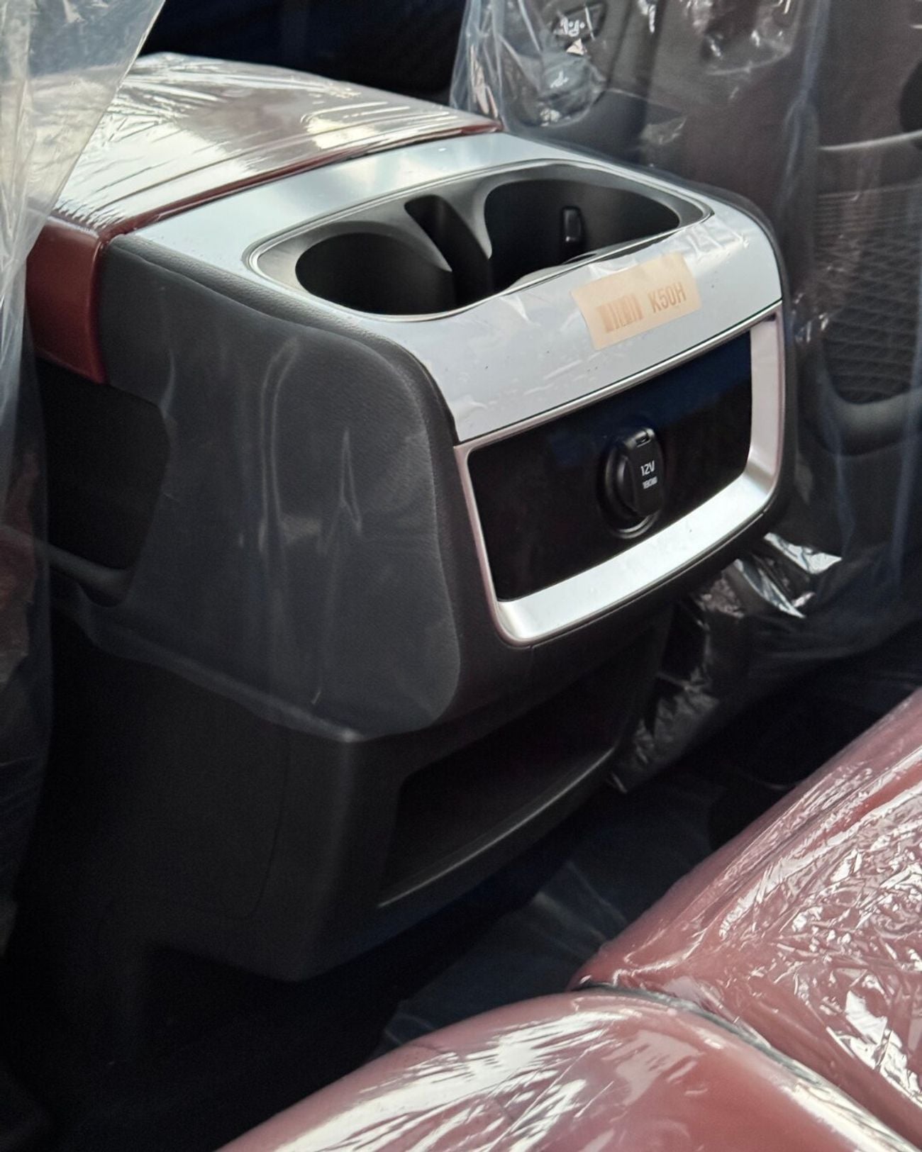 Kia Carnival KIA CARNIVAL 3.5L PETROL - GCC Specs 2027 MODEL - ( 2026 production date)