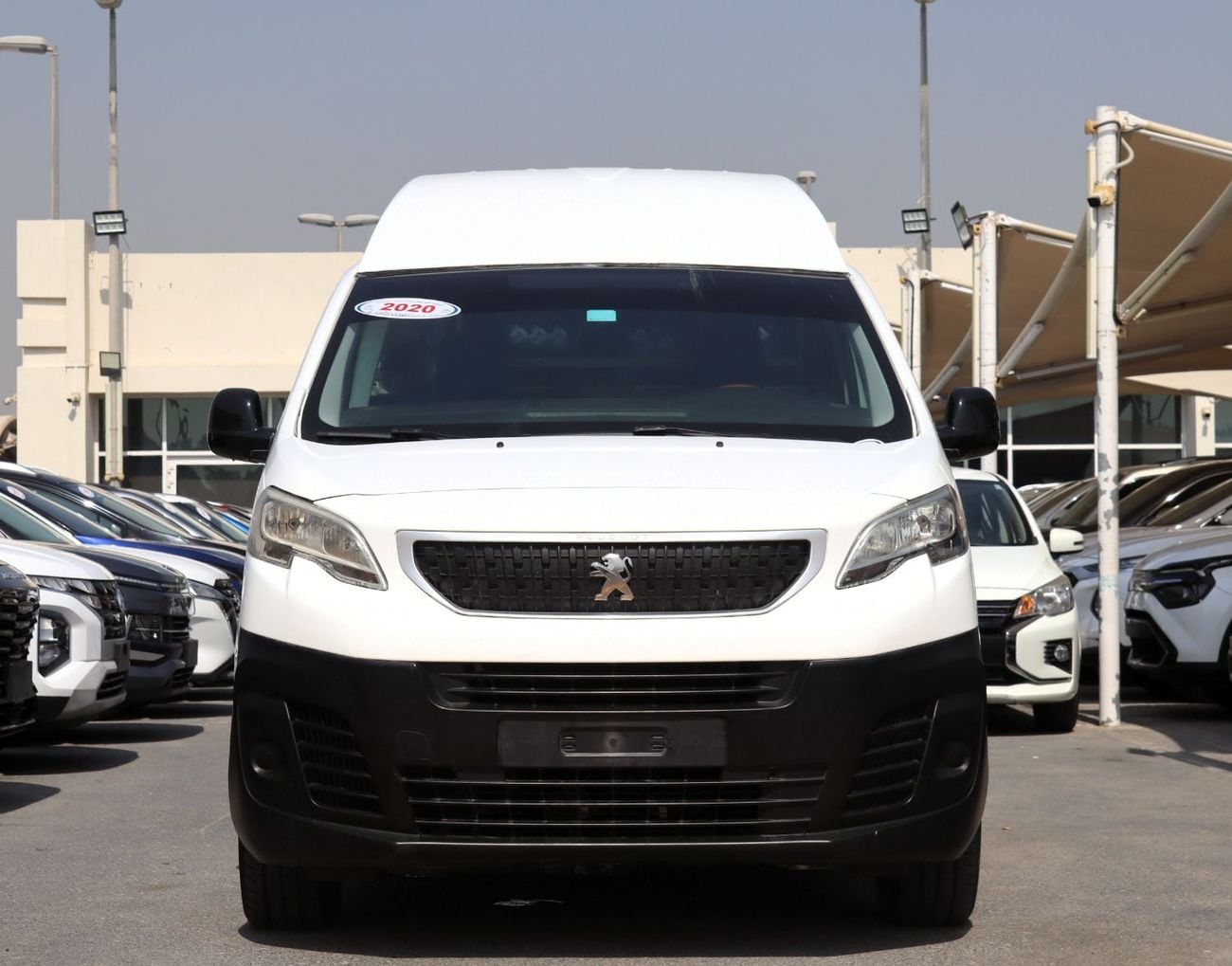 بيجو إكسبرت COMBI L3 خالية من الحوادث - خليجية - ديزل 2000 سي سي - حالة ممتازة من الداخل والخارج