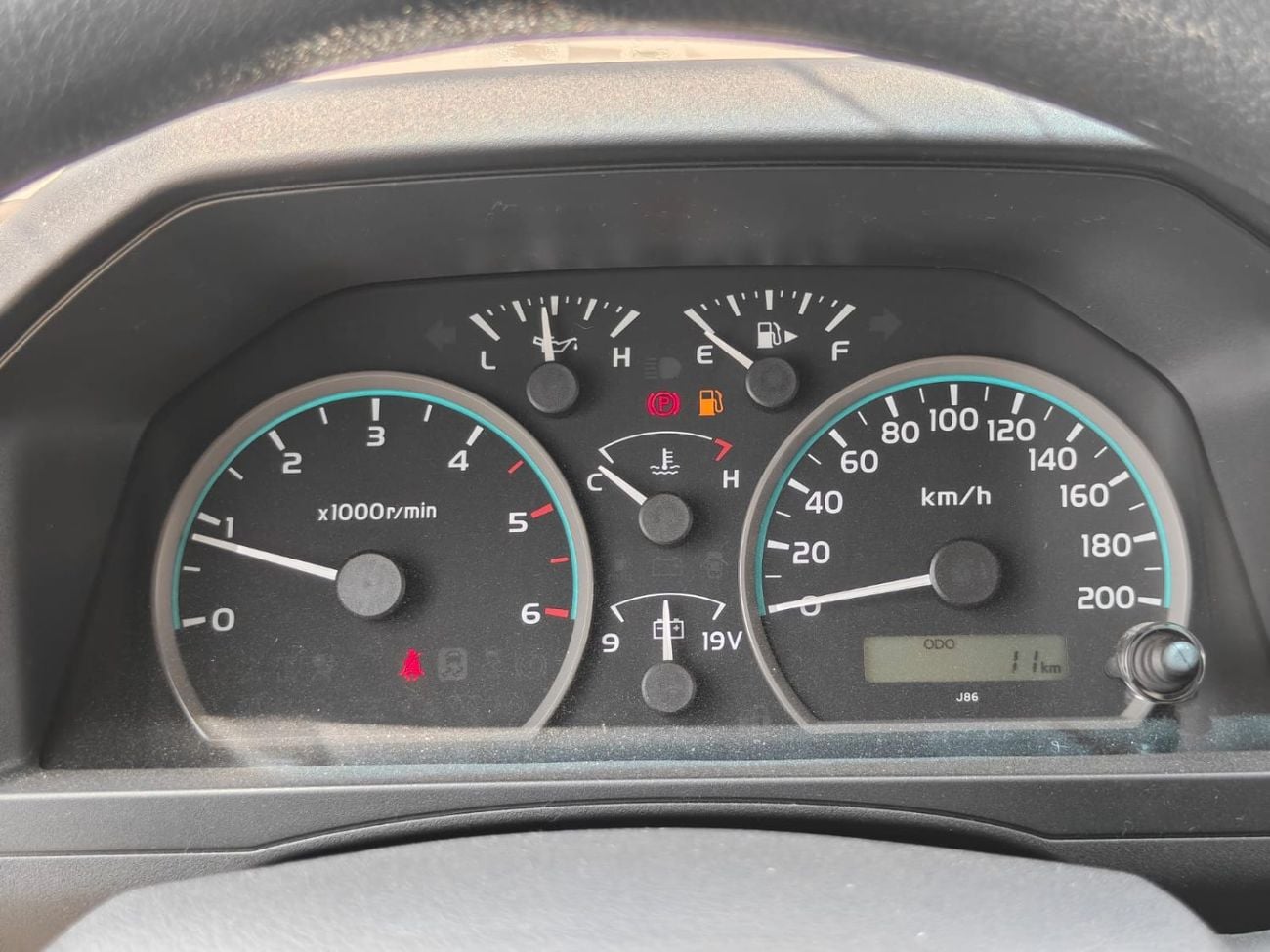 Toyota Land Cruiser 70 LC76 LX LC78 2.8L 5DOOR Hardtop diesel manual
