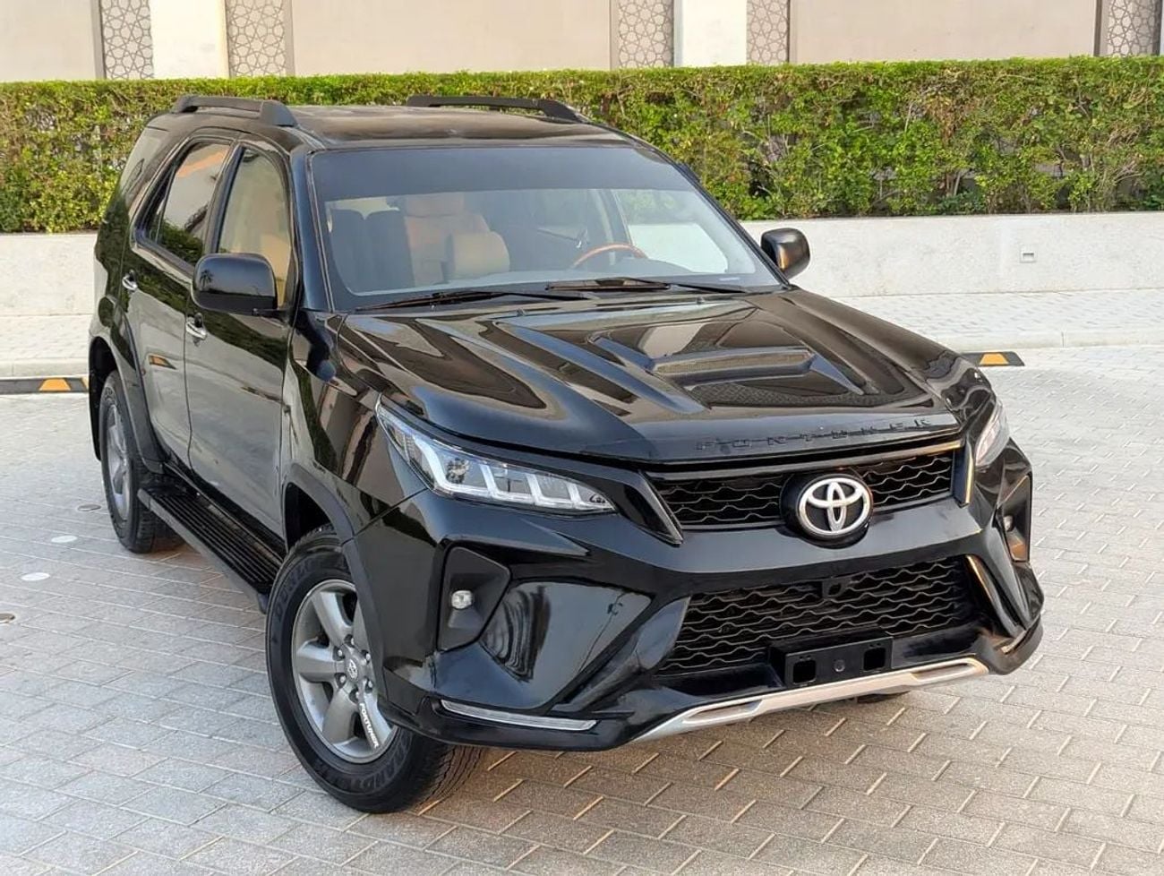 Toyota Fortuner TOP GCC Specs Facelifted 2023 V6 4.0L Interior and Exterior Excellent Condition