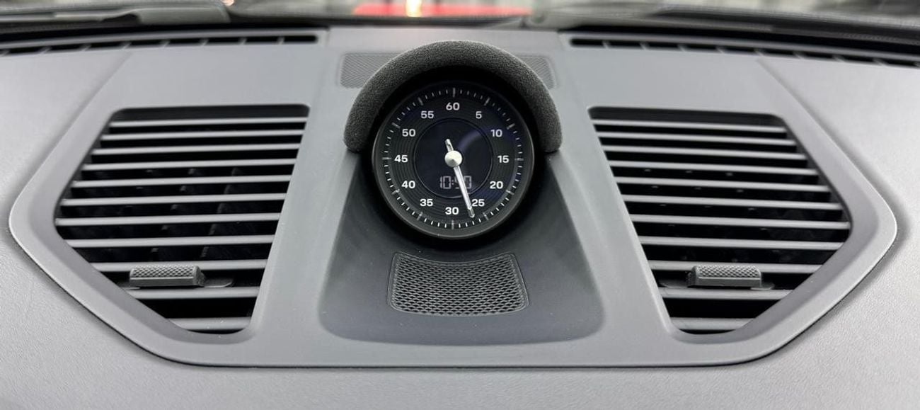 Porsche 911 CARRERA 3.0L (444 HP) Coupe 2020 Porsche 911, Just Been Serviced, Excellent Condition, GCC