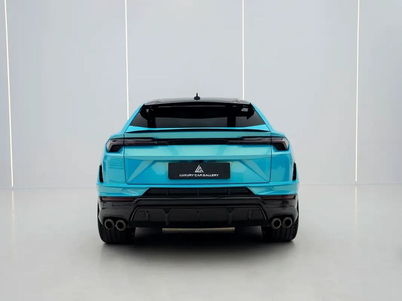 لامبورغيني اوروس PERFORMANTE Akrapovič Titanium Exhaust | Fresh Wrap | 10-Year Wrap Warranty