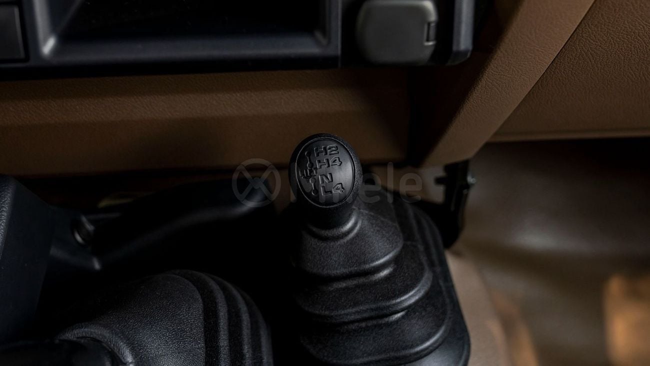 Toyota Land Cruiser Pickup 70 TOYOTA LAND CRUISER | 2-YEAR WARRANTY + SERVICE AVAILABLE | IN-HOUSE FINANCING | 0% DOWNPA