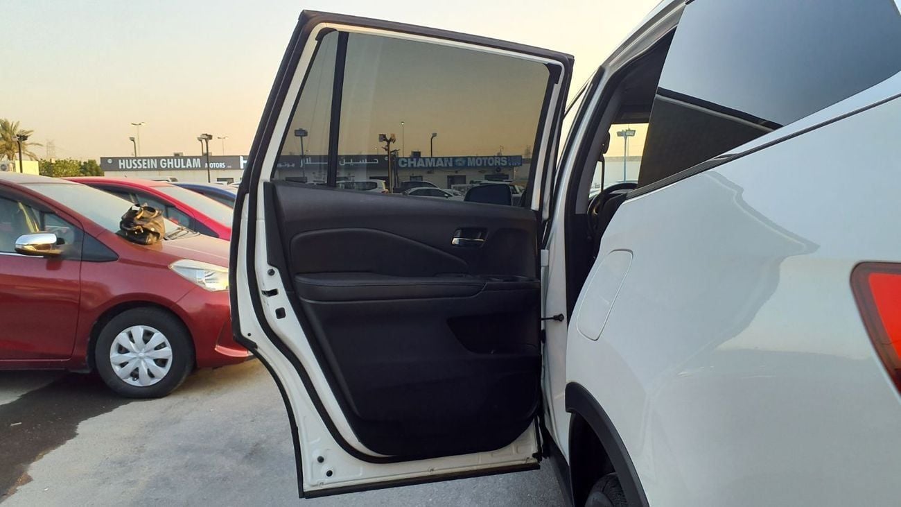 هوندا بايلوت TOURING LOW DRIVEN