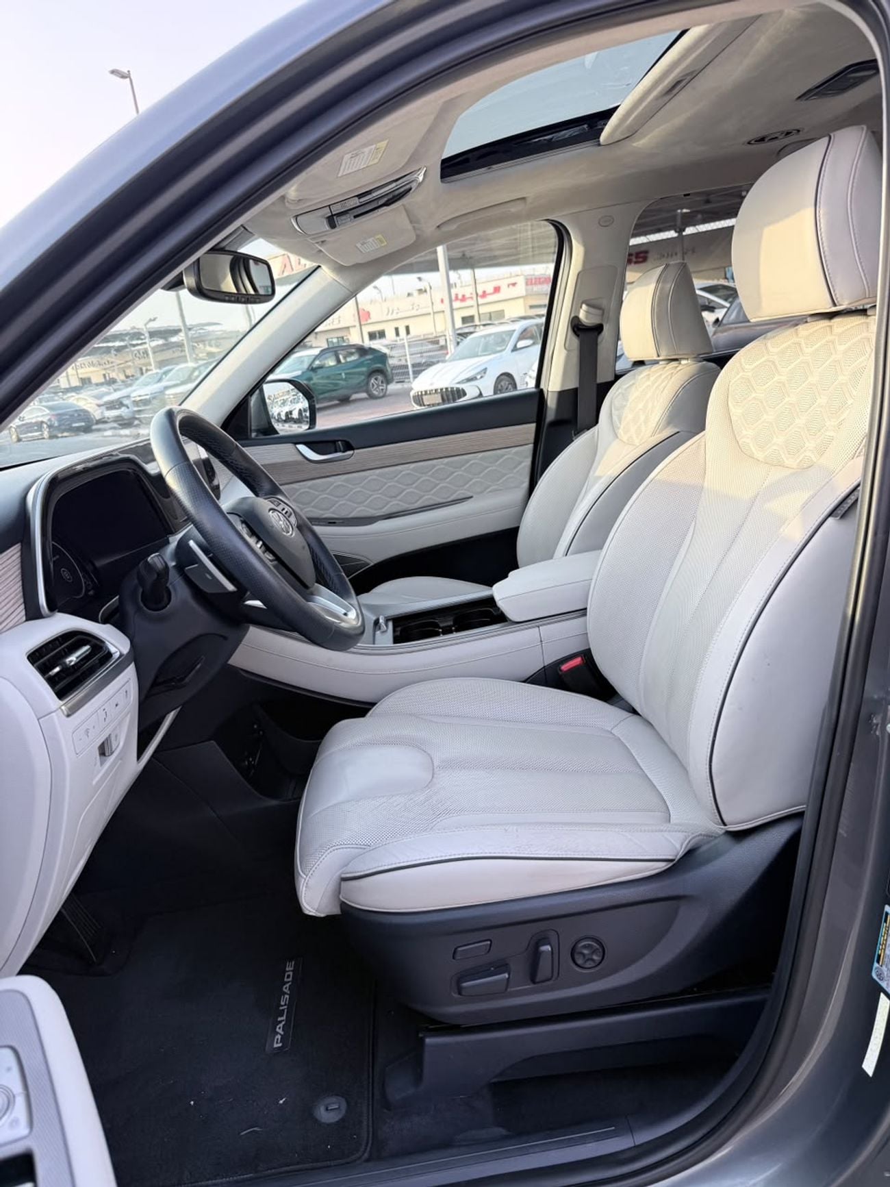 Hyundai Palisade Calligraphy 3.8L panoramic, 360 cameras full option