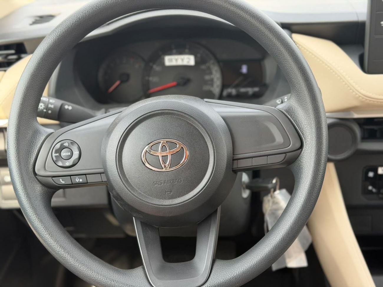 Toyota Yaris E Toyota Yaris 1.5AT GCC basic options