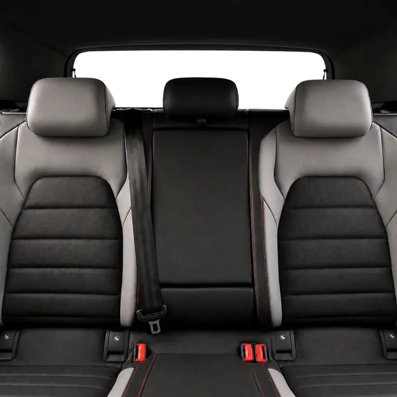 فولكس واجن جولف GTI P2 2,203 P.M • 0% Downpayment • VW P2 • 1 Year Warranty