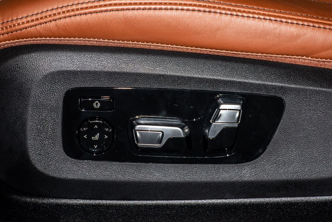 بي أم دبليو X7 XDRIVE40i MASTERCLASS M SPORT PACKAGE