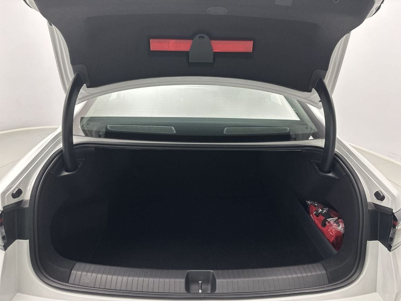 Volkswagen Passat HIGHLINE Passat B-Line Comfortline 1.5L | Ex-Demo | Full Safety Package | ACC | Keyless Entry | LED Headlight