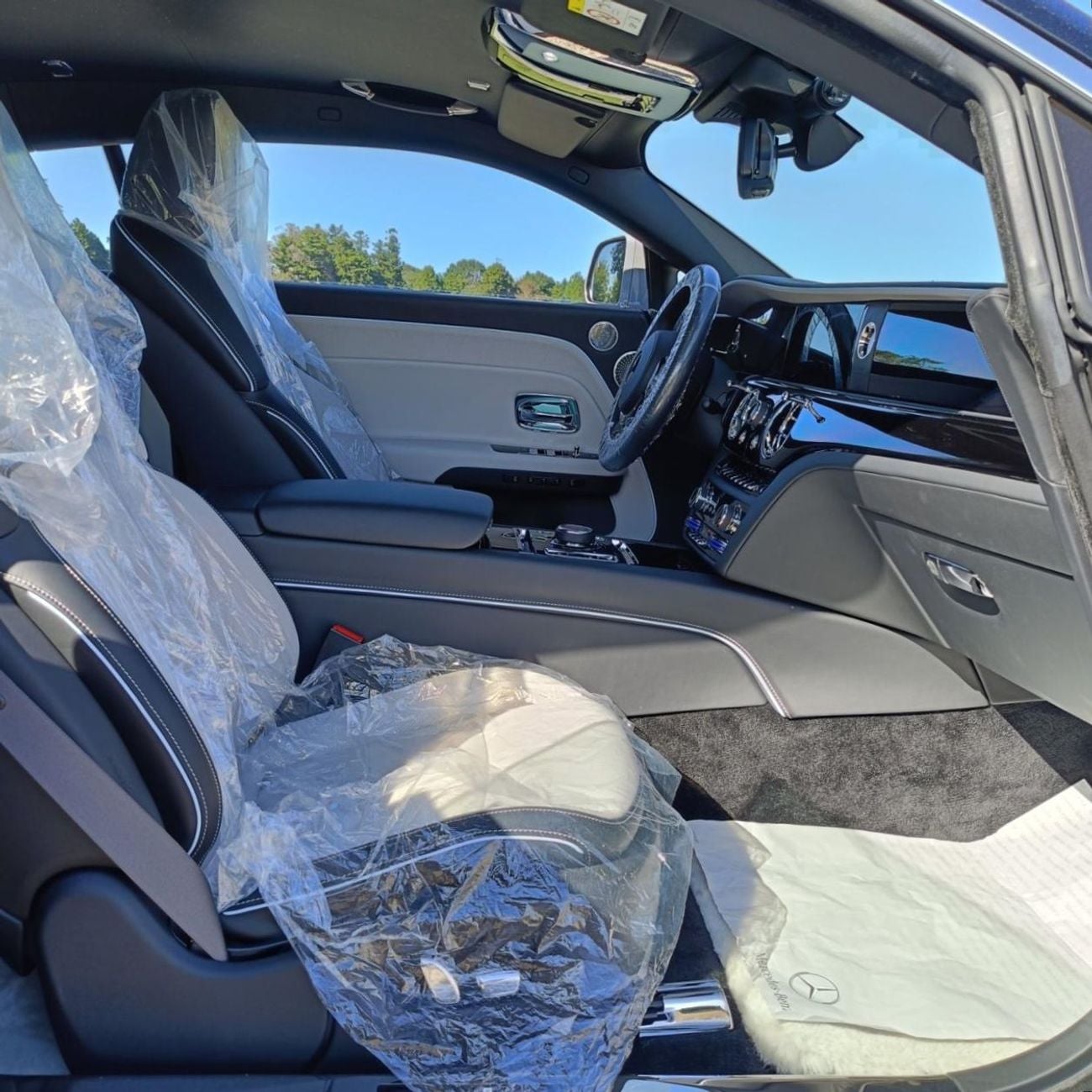 Rolls Royce Spectre STANDARD