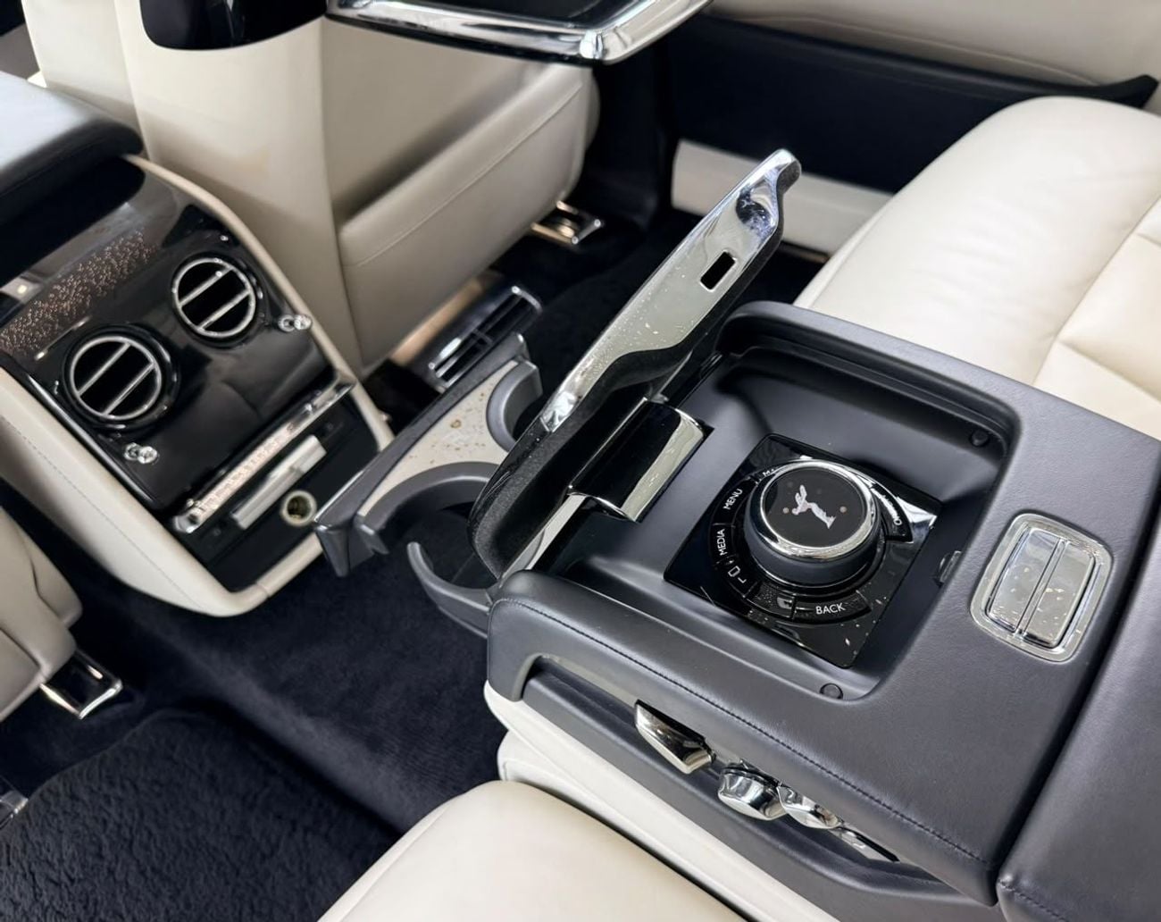 Rolls Royce Phantom EWB