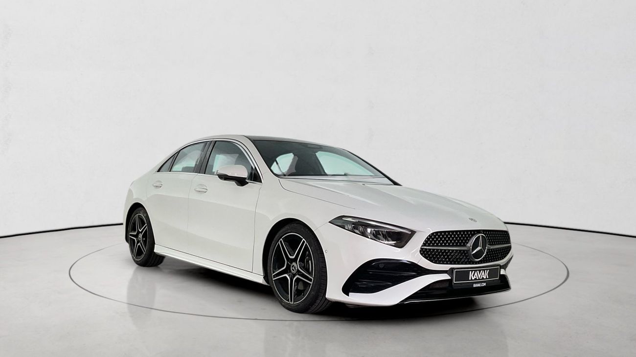 Mercedes Benz A200 STANDARD | Guaranteed Warranty | 0 Down Payment