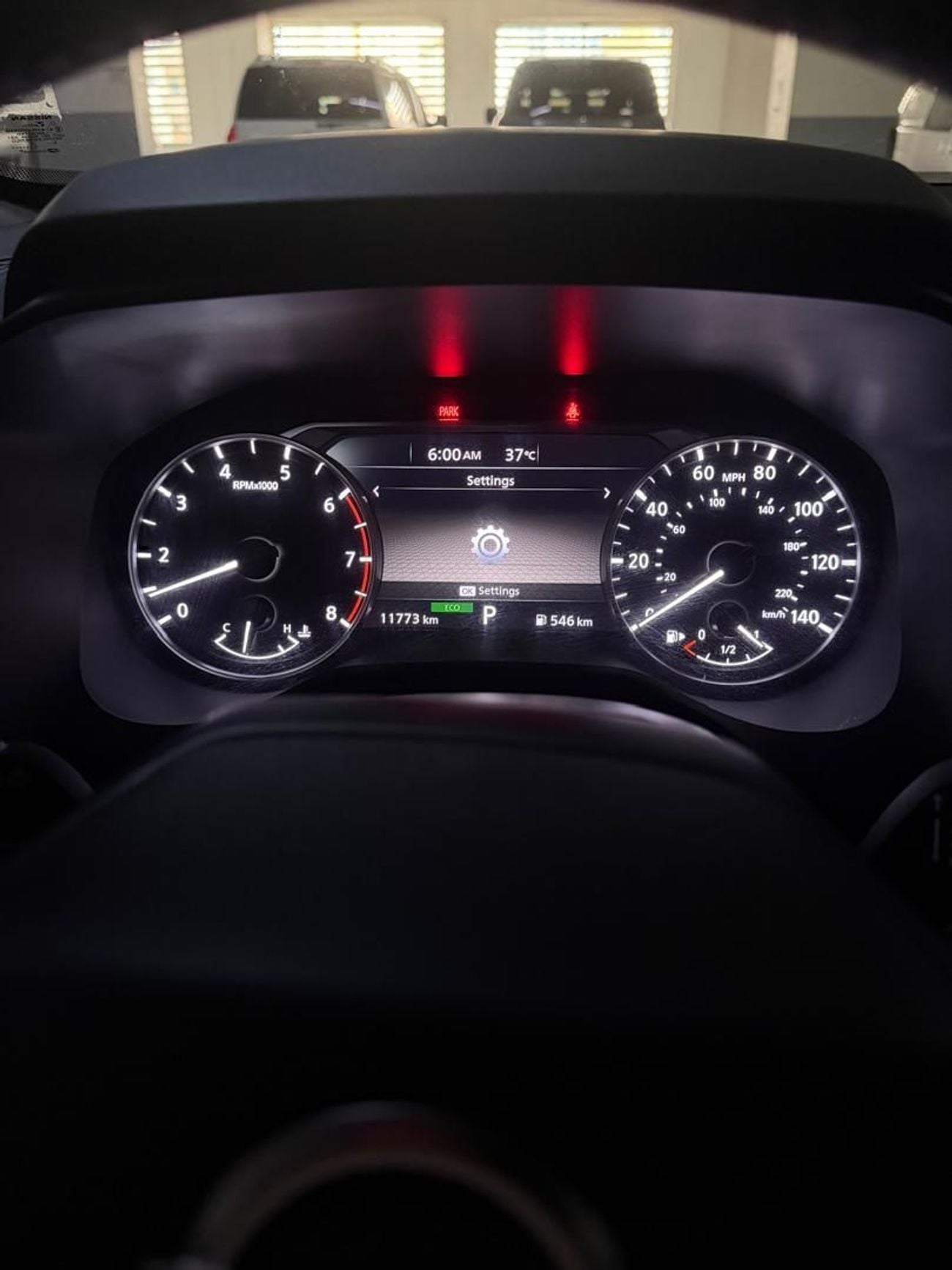 نيسان روج SV