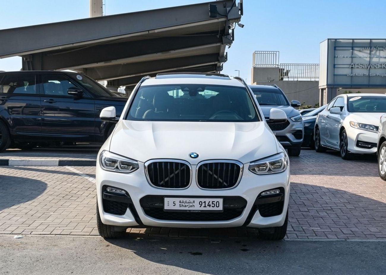 BMW 330i LUXURY LINE