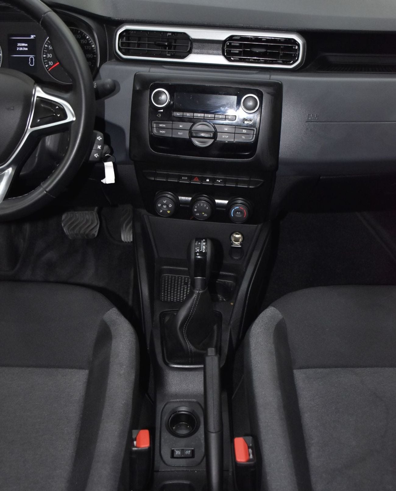 Renault Duster LE EXCELLENT DEAL for our Renault Duster ( 2025 Model ) in White Color GCC Specs