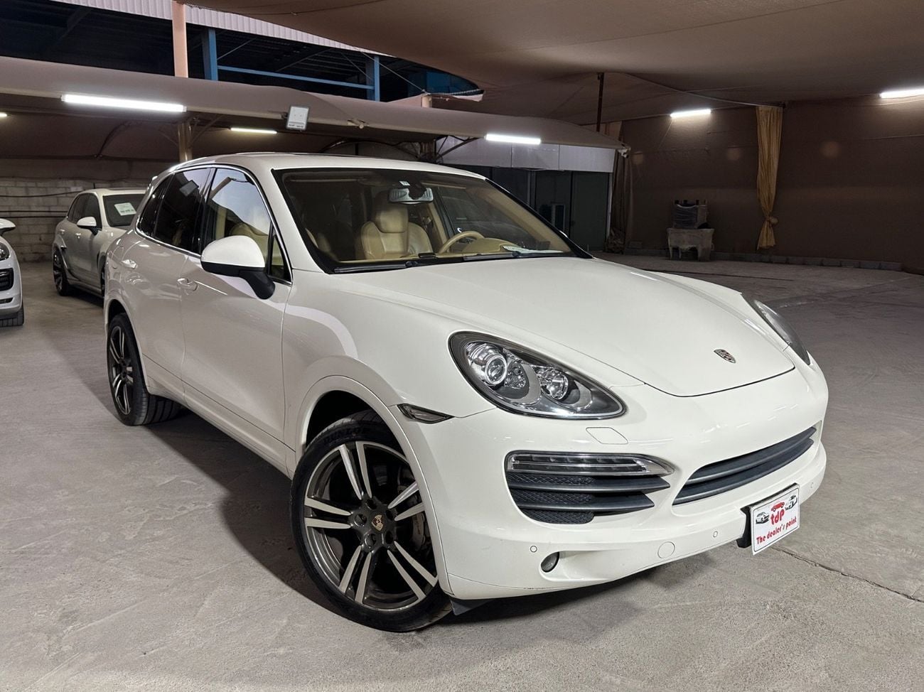Porsche Cayenne S PORSCHE CAYENNE 2012 | PORSCHE SERVICE HISTORY | TWO KEYS | 14-WAY ADAPTIVE SEATS