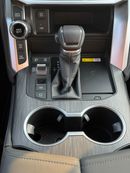 Toyota Land Cruiser VXR TOYOTA LC 300 3.5L VXR PETROL A/T 7 SEATER FULL OPTION GCC SPECIFICATION