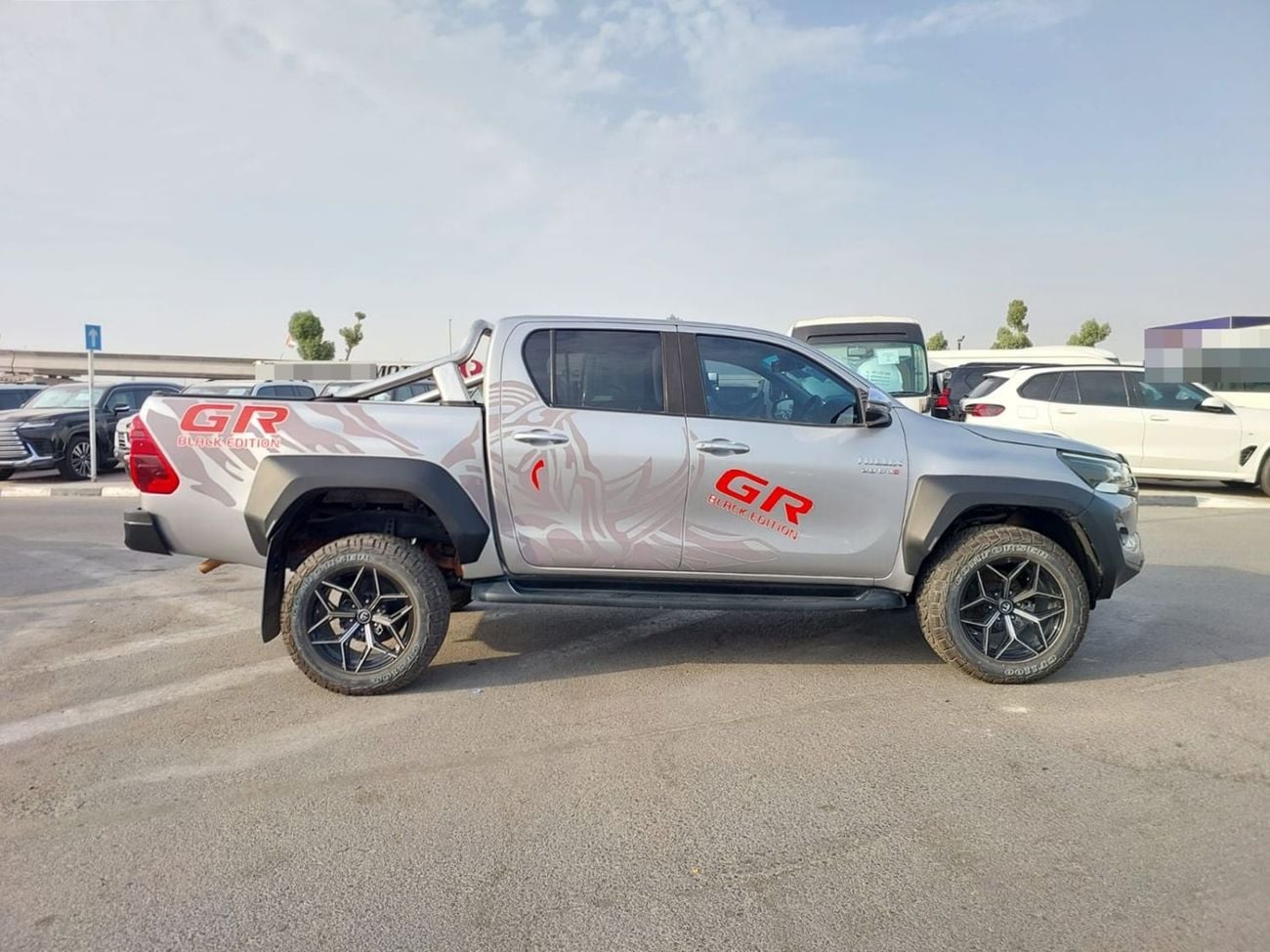 Toyota Hilux GR SPORT 2022 TOYOTA HILUX PICK UP RHD DIESEL AUTOMATIC(PM58721)
