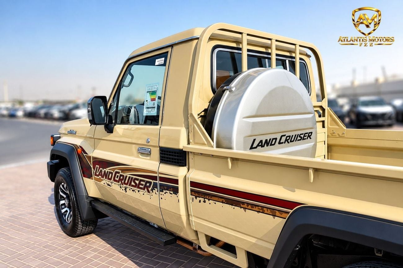 تويوتا لاند كروزر 70 LC79 LX