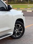 Toyota Land Cruiser GXR Grandturing V8