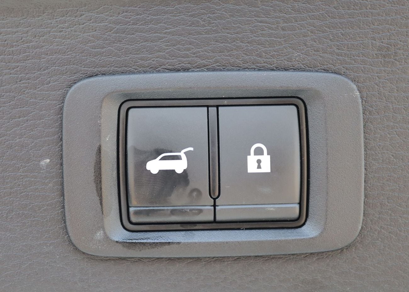 Mitsubishi Outlander GLX HIGHLINE ACCIDENTS FREE - GCC - H LINE - PERFECT CONDITION INSIDE OUT