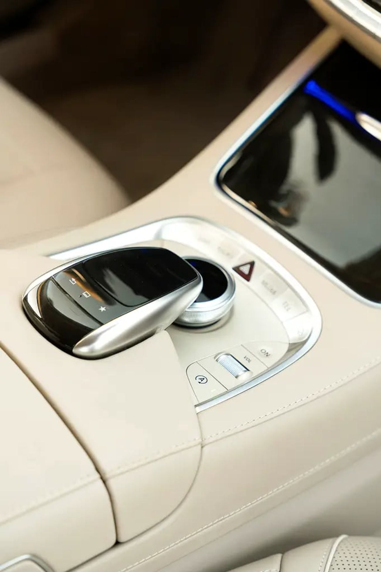 Mercedes Benz S550 MERCEDES S 550L BEIGE INTERIOR