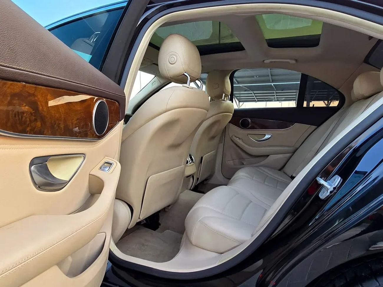 Mercedes Benz C200 C200 GCC Specs