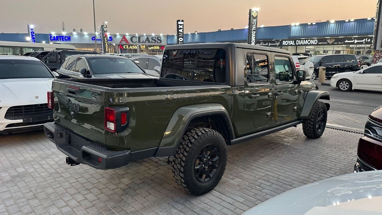 جيب جلادياتور Manual transmission | USA Specs