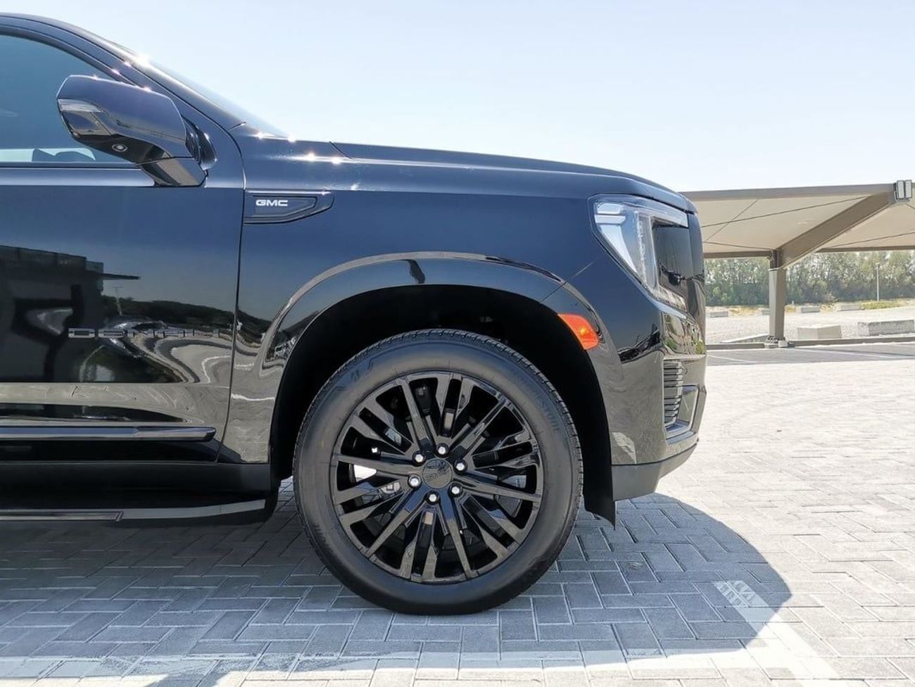 GMC Yukon GMC Denali - 2023 - Black Edition