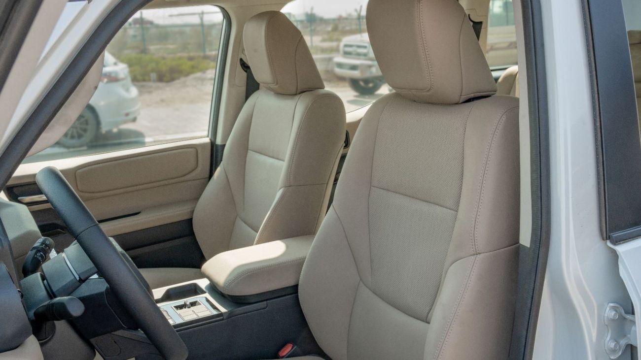 Toyota Prado VXR 2026 Toyota Land Cruiser Prado 2.8L AT Diesel (White-Beige)